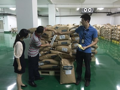 創(chuàng)食品安全城（五） 重拳出擊，深入市場調查